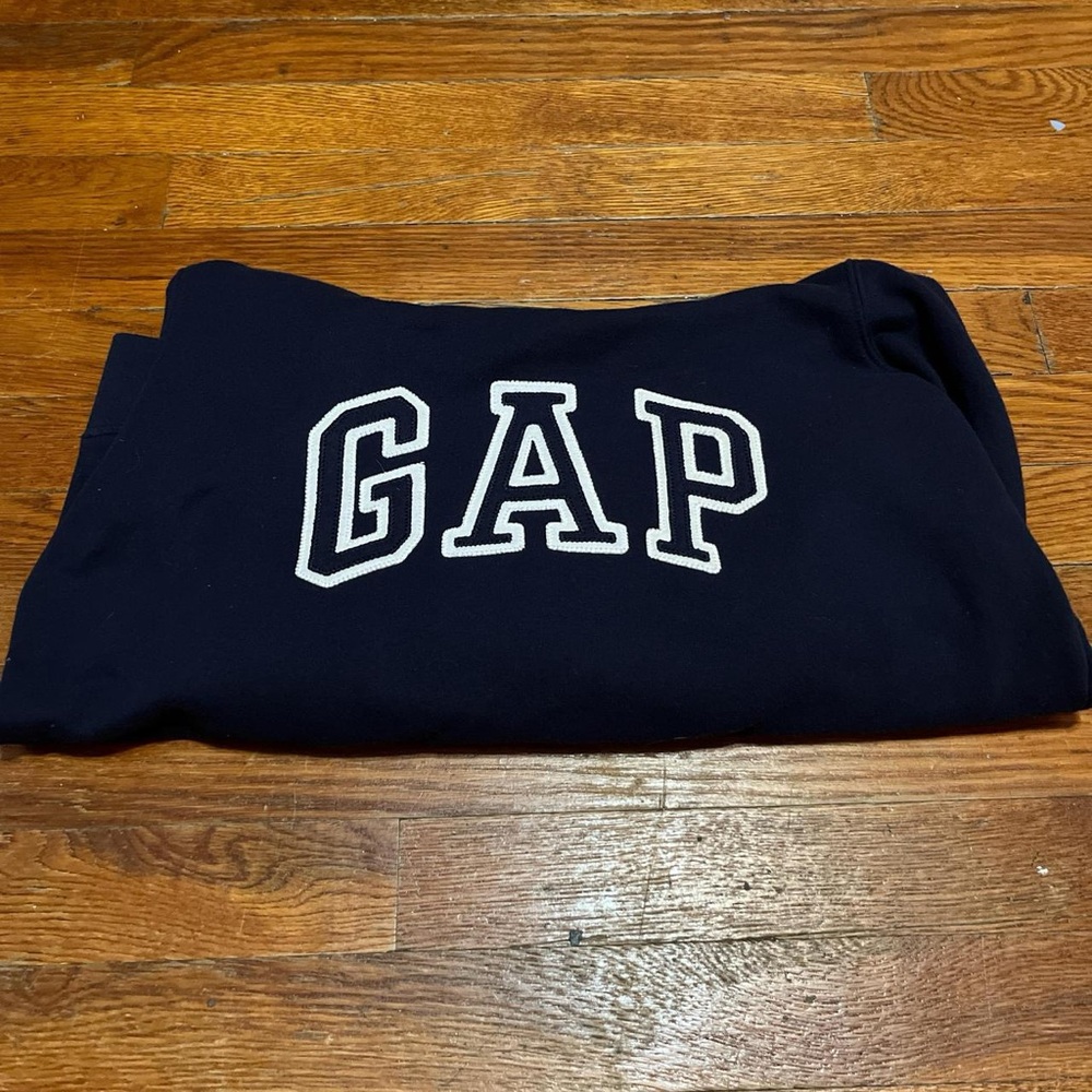 Gap hoddie